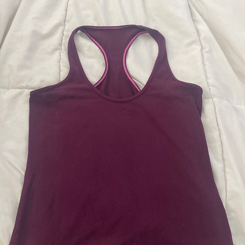 pinkish/purple lululemon tank